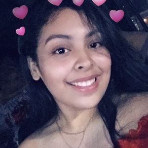 Meet your Posher, Kenia